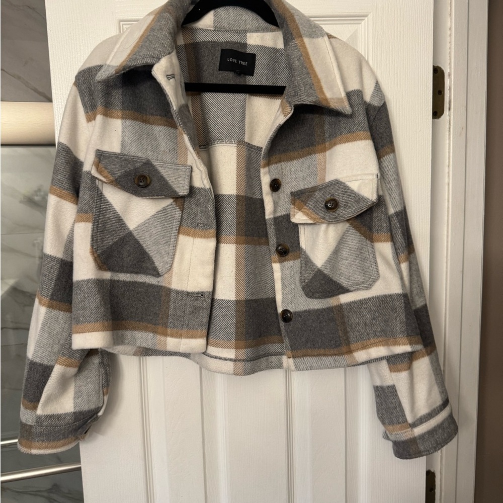 Love Tree Women's Plaid Flannel Jacket - Gray, Cream, and Tan